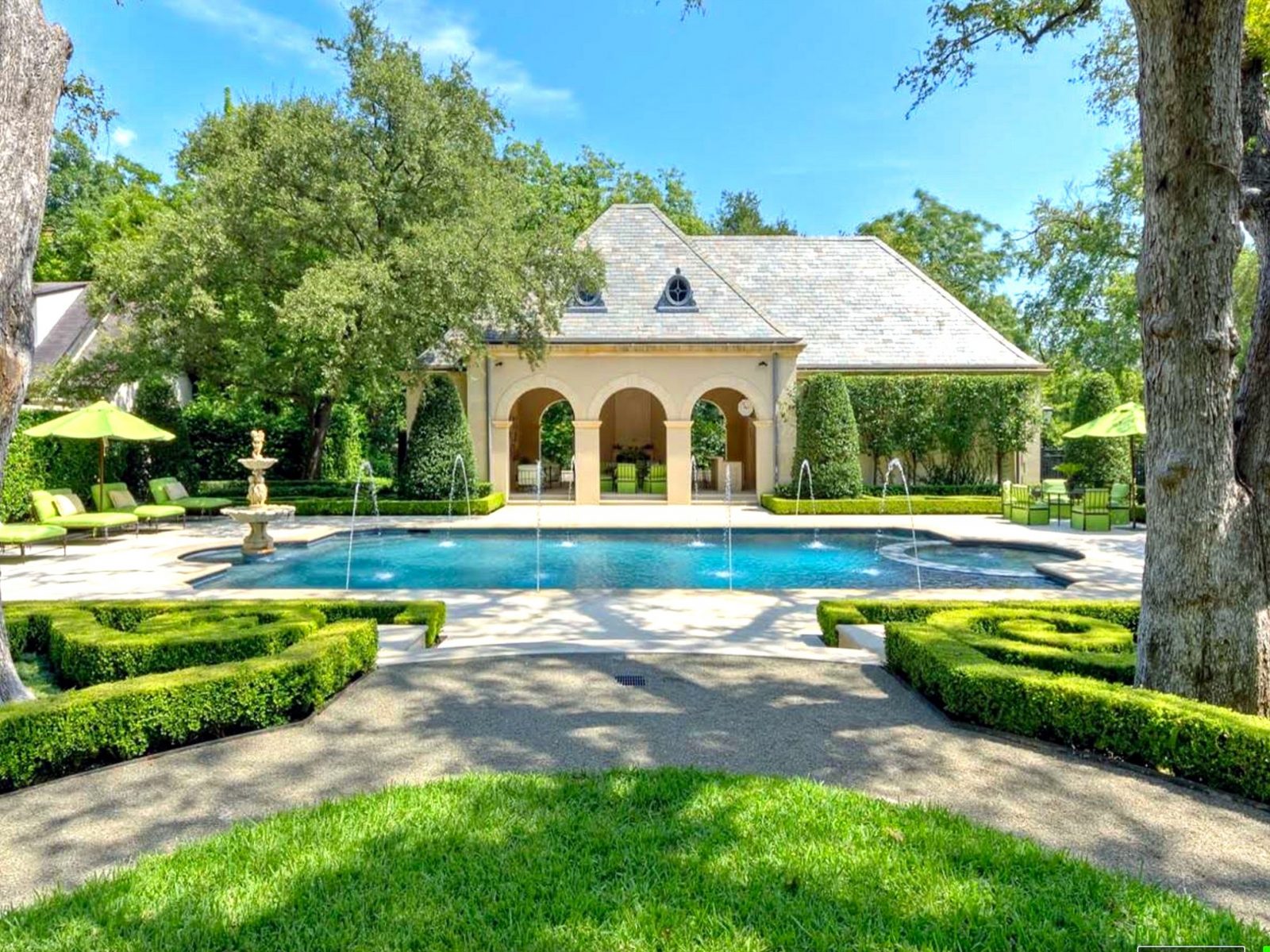 Exterior Design by Rick Howard Interior Design-7